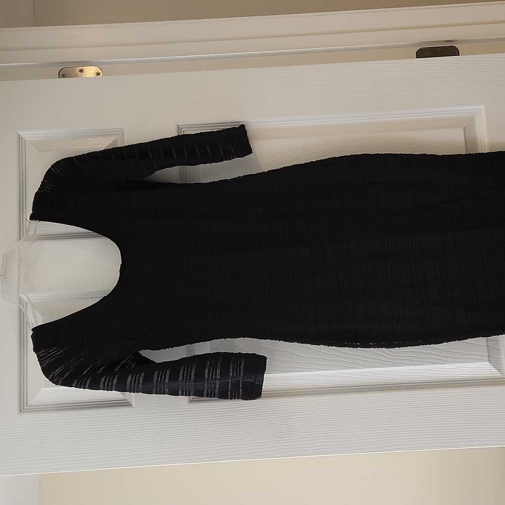 BLACK SWEATER DRESS